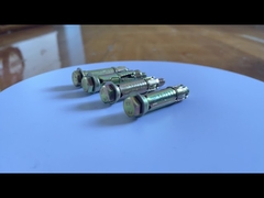 Ancoraggio con manicotto esagonale M8 con scudo classe 8.8 con bullone fisso in zinco giallo per carichi pesanti